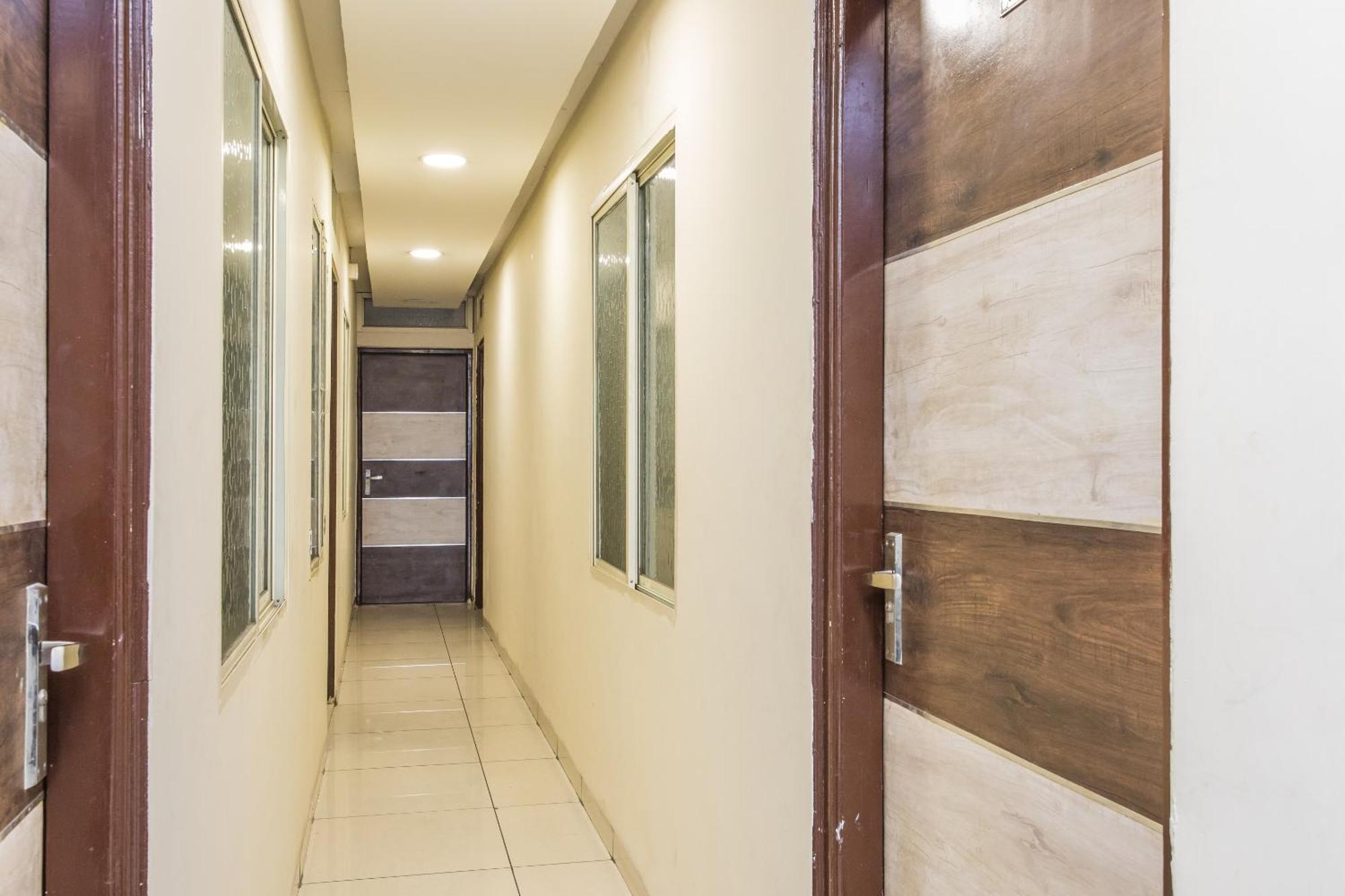 Capital O 4042 Hotel Mehar Residency Indore Exterior foto